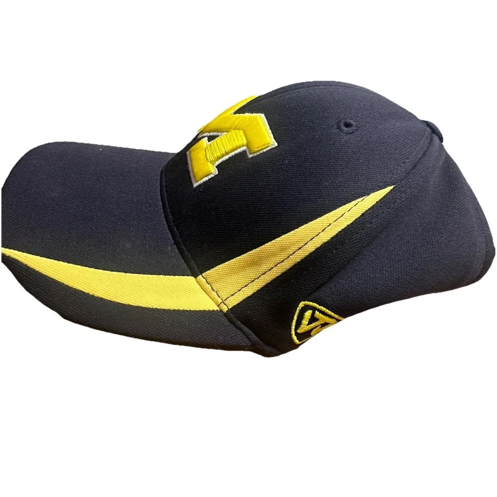 University Of Michigan Wolverines U Of M Hat/Cap Top of the World One Fit